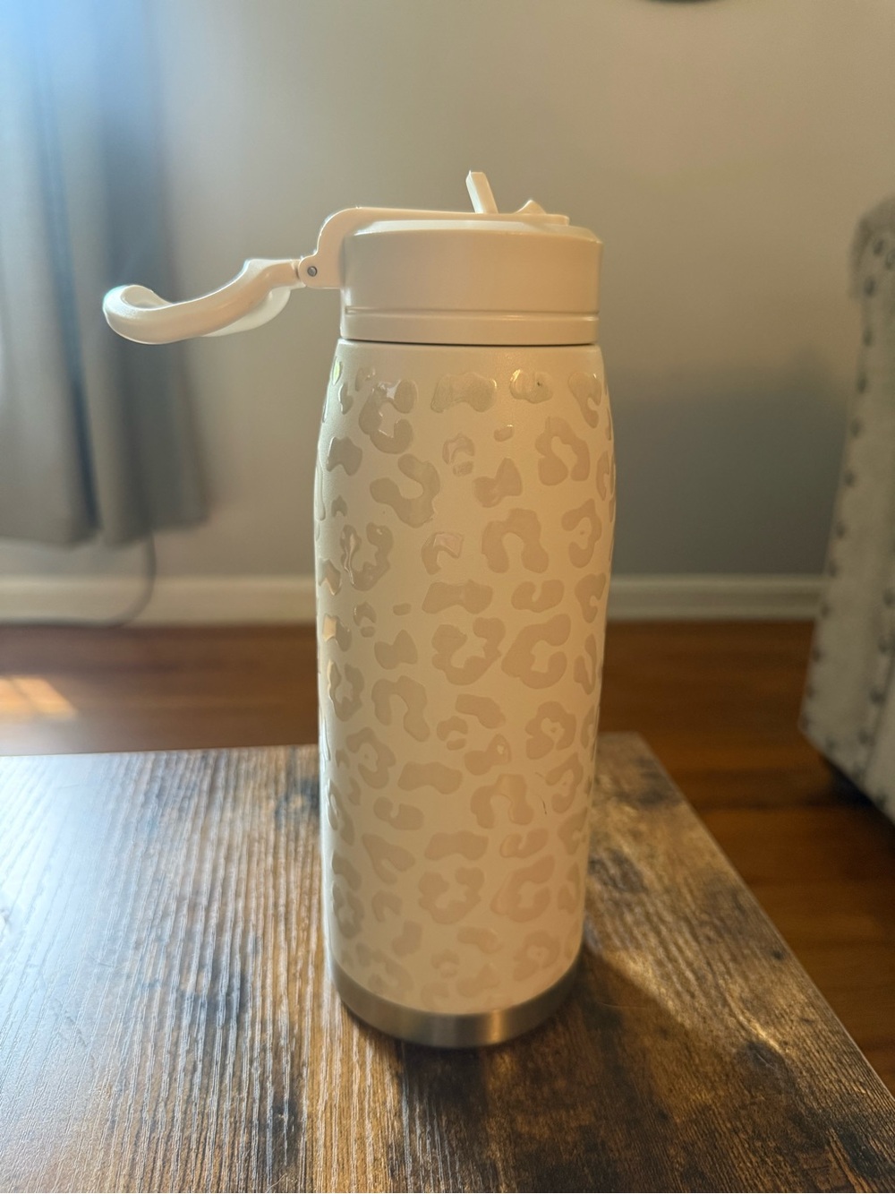 White Leopard Print Insulated Stainless Steel 32 oz Water Bottle